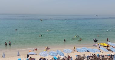 الإسكندرية تتجمل لاستقبال الزائرين خلال عيد الأضحى.. استعدادات مكثفة بالشواطئ وتوحيد لون الشماسى والبوابات.. حملات لإزالة الإشغالات من طريق الكورنيش.. والمحافظ يوجه برفع درجة الاستعداد القصوى.. فيديو وصور شواطئ الإسكندرية تستعد للعيد