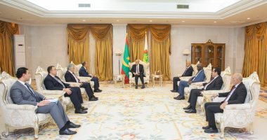وزير الخارجية والهجرة يسلم رسالة خطية من رئيس الجمهورية إلى الرئيس الموريتانى
