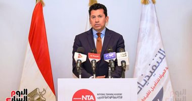 الشبكة نيوز : 
                                            المجلس العلمي للرياضة يعقد أولى جلساته بثوبه الجديد
                                        