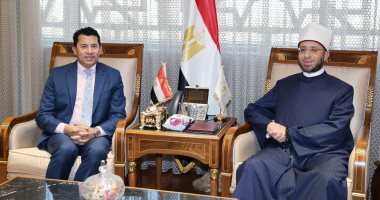 وزير الاوقاف: أفكار "اتحاد بشباها" واعدة وسنبدأ دراستها من اليوم.. صور وزير الأوقاف يستقبل وزير الشباب والرياضة