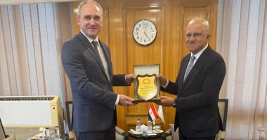 اتحاد الصناعات يبحث مع سفير بيلاروسيا التعاون بالصناعات الثقيلة والدوائية جانب من الاستقبال والتكريم