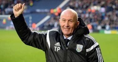 موقف توني بوليس مع الزمالك بعد الاستقرار على تعيين جون إدوارد مديراً رياضياً الويلزي توني بوليس