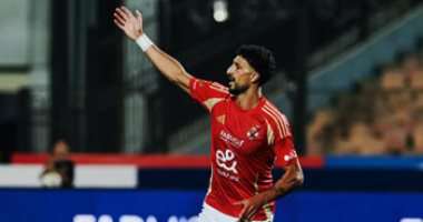 الشبكة نيوز : 
                                            30 دقيقة ..فاركو يبحث عن هدف التعادل أمام الأهلي في لقاء حسم الدوري (1-0).. صور 
                                        