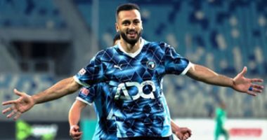 بيراميدز يتقدم على سيراميكا 2-1 فى الشوط الأول.. صور مروان حمدى مهاجم بيراميدز