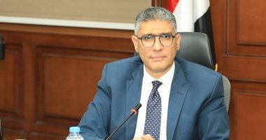 محافظ الجيزة: استلام 176 ألف طن قمح بمواقع التخزين منذ بدء موسم الحصاد المهندس عادل النجار محافظ الجيزة
