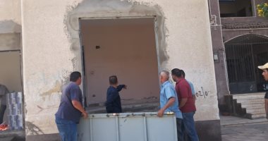 جهاز العاشر من رمضان يشن حملة مكبرة على المحال التجارية داخل العمارات السكنية