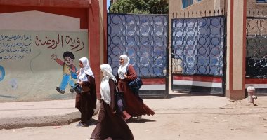 القرآن والحديث يرسما الفرحة على وجوه طلاب الثانوية الأزهرية بقنا.. فيديو الفرحة على وجوه طلاب الثانوية الأزهرية