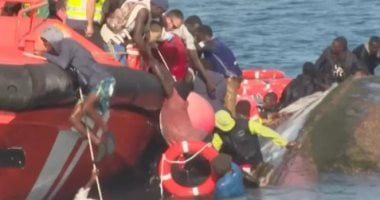 مصرع 7 أشخاص إثر انقلاب قارب مهاجرين فى ميناء جزر الكنارى جزر الكناري