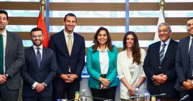وزيرة التنمية المحلية تبحث تفعيل شراكات مع القطاع الخاص لدعم المشروعات الناشئة 