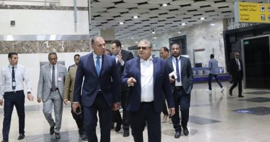 جولة تفقدية للجنة العليا للتفتيش الأمنى والبيئى بمطار سفنكس الدولى
