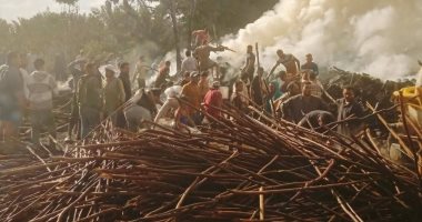 السيطرة على حريق فى مخزن أخشاب بقرية العمار بطوخ