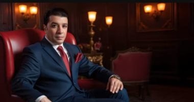 مصطفى كامل يطرح ثانى أغانى ألبومه بعنوان كتاب مفتوح مصطفى كامل