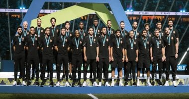 حكايات المجد الخفي في كأس العالم للأندية.. الأهلي يحتكر صناعة التاريخ.. ريال مدريد وبرشلونة وتشيلسي ضمن قائمة ضحايا "الحصان الأسود".. بصمة سمراء تلامس حلم المونديال.. والعين والرجاء بصدارة إنجازات الفرق العربية الأهلي الأكثر فوزاً ببرونزية المونديال