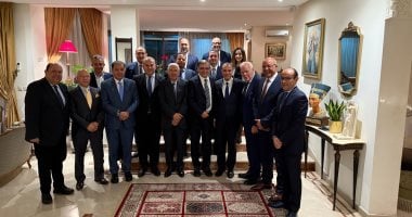 لقاء وزير الخارجية مع مجموعة من كبار رجال الأعمال ورؤساء البنوك المغربية وزير الخارجية مع مجموعة من كبار رجال الأعمال ورؤساء البنوك المغربية