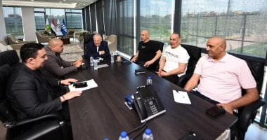 أبو ريدة ودياب يجتمعان مع حسام وإبراهيم حسن لمراعاة ارتباطات المنتخب أبو ريدة ودياب يجتمعان مع الجهاز الفني للمنتخب