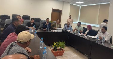 نيوز برو : 
                                            وزير الإسكان: تخصيص 26 ورشة حرفية بمقابل الانتفاع بمنطقة خدمات مدينة حدائق العاصمة
                                        