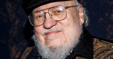 جورج مارتن يرد على انتقادات واجهها بسبب تأخر رواية رياح الشتاء جورج مارتن