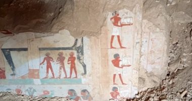 موقع أجنبى يبرز اكتشاف 3 مقابر مصرية تعود إلى عصر الدولة الحديثة بالأقصر أحد الجداريات