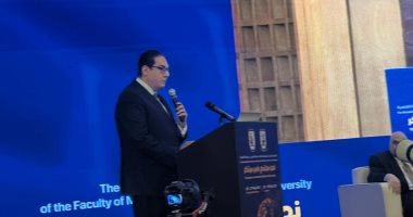 رئيس جامعة القاهرة: مؤتمر طب قصر العينى دعوة صريحة لتشكيل المنظومة الصحية الدكتور محمد سامى عبد الصادق رئيس جامعة القاهرة