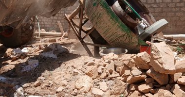 إزالة 35 طاحونة وكسارة مخالفة للذهب داخل 10 مواقع فى نصر النوبة بأسوان ازالة طواحين الذهب المخالفة