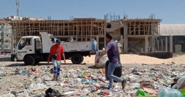 حملات مكثفة لإزالة أماكن نباشى القمامة فى الإسماعيلية