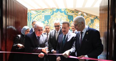 وزير التعليم العالي ومحافظ المنوفية ورئيس الجامعة يفتتحون مركز الاختبارات الإلكترونية بكلية الحقوق