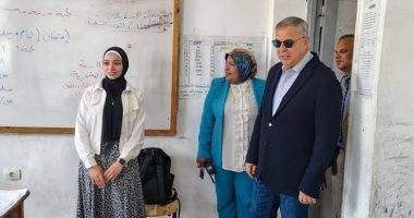 محافظ الإسكندرية يتفقد لجان امتحانات الإعدادية ويوجه بتهيئة الأجواء للطلاب محافظ الإسكندرية يتفقد لجان امتحانات الإعدادية