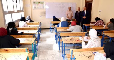 تعليم المنوفية: رصد بعض المخالفات بلجان الإعدادية.. والامتحانات تسير بهدوء جولة محافظ المنوفية على لجان الشهادة الإعدادية