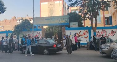 80 ألف طالب وطالبة يؤدون امتحانى اللغة الإنجليزية والعلوم بأسيوط.. فيديو امتحانات الشهادة الإعدادية فى أسيوط
