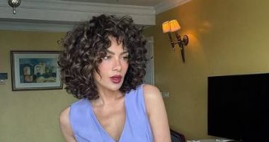صبا مبارك بـ لوك جديد وقصة شعر تجذب الأنظار.. صور صبا مبارك