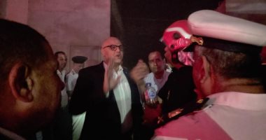 محافظ القليوبية ومدير الأمن يتابعان أعمال السيطرة على حريق مصنع بالقناطر الخيرية