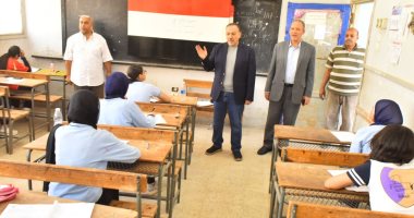محافظ أسيوط يتفقد امتحانات الشهادة الإعدادية محافظ أسيوط