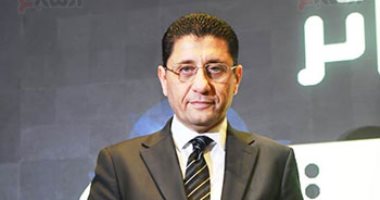 محمد سري يتسلم تكريم مسلسلي لام شمسية وقلبي ومفتاحه من القومي لحقوق الإنسان