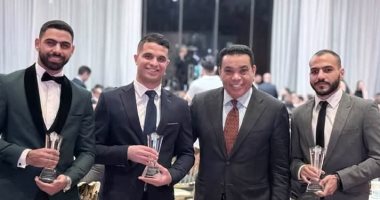 الشبكة نيوز : 
                                            ثلاثى منتخب الكاراتيه ينتزع جائزة جراند وينر من الاتحاد الدولي
                                        