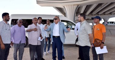 محافظ الأقصر يتفقد إنشاء موقف سيارات الأجرة أسفل محور اللواء سمير فرج بالقرنة