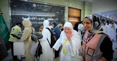 بعثة أسر شهداء الشرطة تغادر مطار القاهرة متوجهة إلى الأراضى المقدسة بعثة أسر شهداء الشرطة تغادر مطار القاهرة