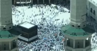 استعدادات الحجاج للتصعيد إلى عرفات الأربعاء