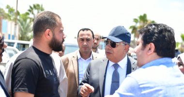 محافظ الدقهلية يتفقد الإنشاءات بمصنع تطوير المخالفات البلدية الصلبة جانب من زيارة محافظ الدقهلية لمصنع المعالجة