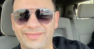 مصطفى قمر