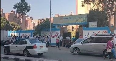 طلاب الإعدادية بأسيوط يؤدون امتحانى الهندسة والكمبيوتر .. فيديو