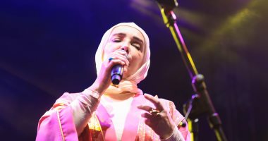 الشبكة نيوز : 
                                            بعد غنائها فى صاحبة السعادة.. عايدة الأيوبى تطرح أغنية بحلم
                                        