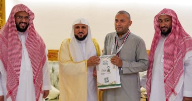 جامعة الأزهر تهنئ الدكتور حمادة خطاب لفوزه بمسابقة القرآن لحجاج بيت الله