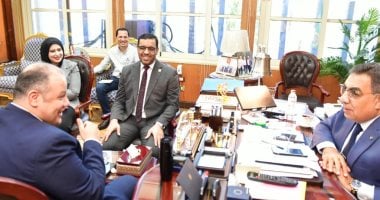 إطلاق مبادرة تقديم الخدمات المميكنة بالمراكز التكنولوجية المتنقلة فى الدقهلية