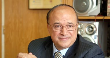 "القومى لحقوق الإنسان" يوافق على استقالة مشيرة خطاب ويكلف محمود كارم بالرئاسة