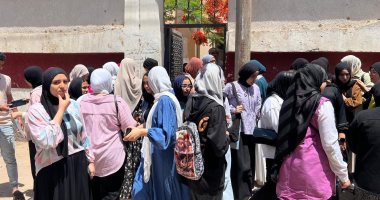انتهاء اختبارات نهاية العام للشهادة الإعدادية وسط فرحة الطلاب بالدقهلية