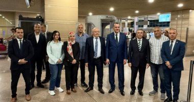 نائب وزير المالية ورئيس مصلحة الجمارك فى جولة ميدانية بمطار القاهرة