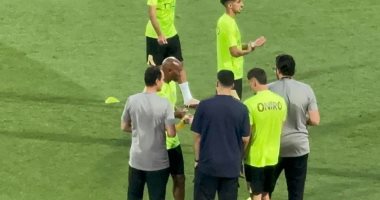 لاعبو الزمالك وبيراميدز "يكسرون صيامهم" قبل انطلاق نهائى كأس مصر .. صور لاعبو الزمالك