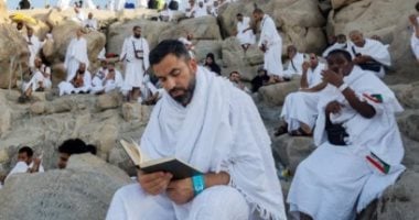 خشوع وخضنوع.. مشاهد روحانية من مشعر عرفات حجاج بيت الله