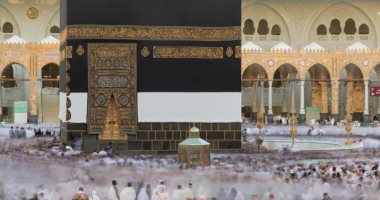 في أجواء إيمانية.. حجاج بيت الله الحرام يؤدون طواف الإفاضة "فيديو وصور "