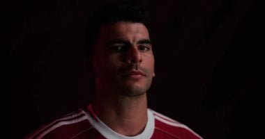 الشبكة نيوز : 
                                            زيزو يطير لميامى لبداية رحلته مع الأهلى بالمشاركة فى كأس العالم للأندية 
                                        